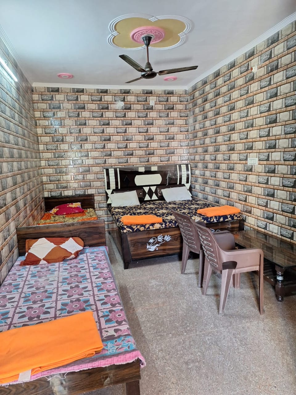 jhalawad ashram room non ac
